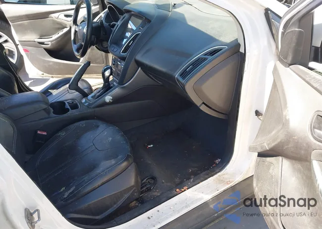 1FAHP3N29CL235368: 43571353