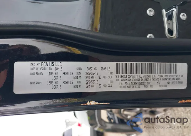 3C4NJDCB4KT651192: 43571525