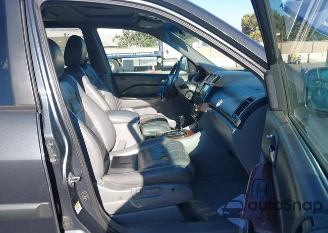 2HNYD18924H558637: 43571125