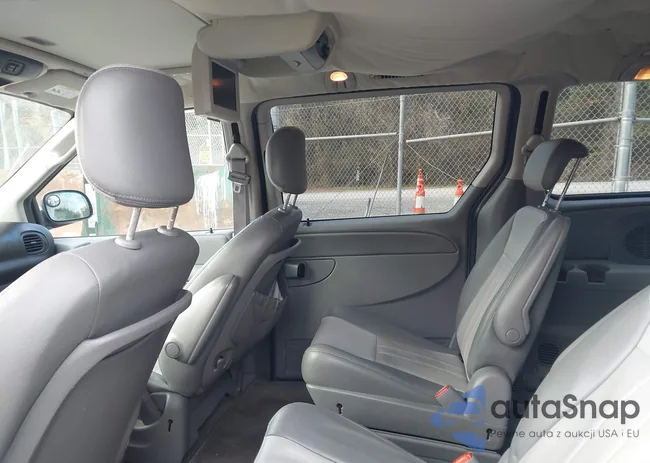 2D4GP44L37R181832: 43571157