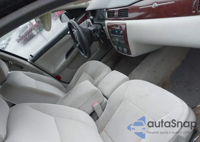 2G1WB55K769114189: 43571312