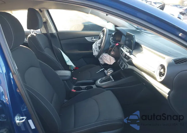 3KPF24AD9RE757108: 43571321