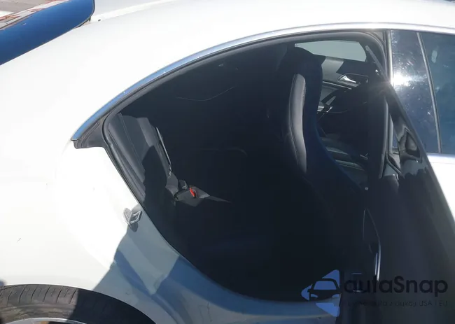 WDDSJ4EB1FN210163: 43572536