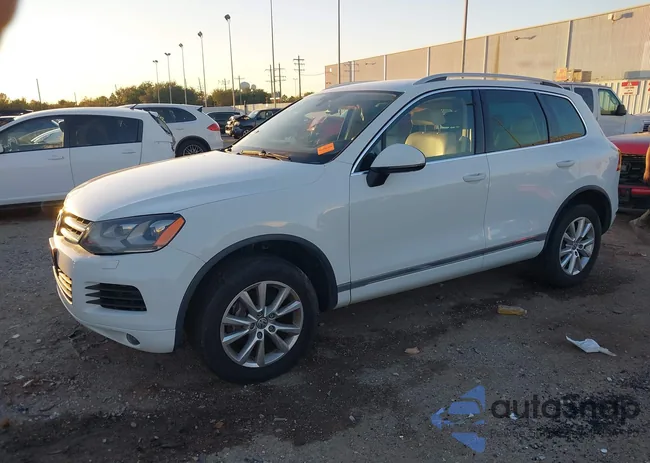 WVGEF9BP2ED010785: 43572624