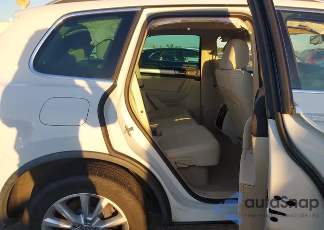 WVGEF9BP2ED010785: 43572624