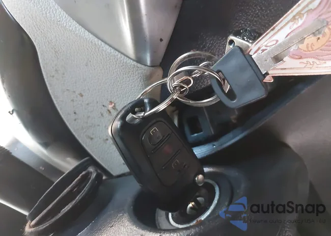 KNADM4A39D6231890: 43572741