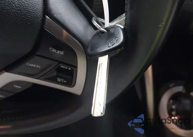 KMHTC6AD5GU302312: 43572824