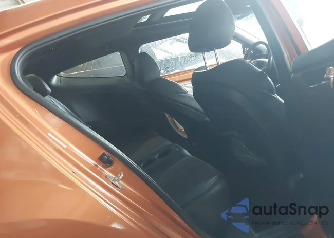 KMHTC6AD5GU302312: 43572824