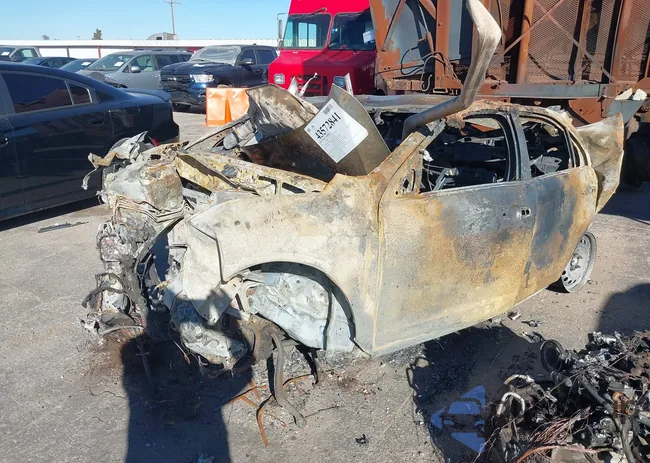 3FAHP0HG3CR138352: 43572841