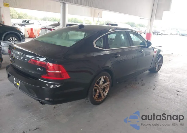 LVY982MKXJP016828: 43571957