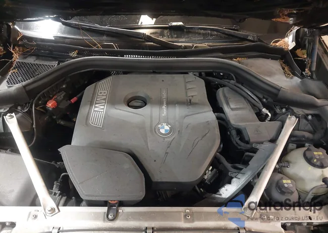 5UXTR9C50JLC77005: 43572119