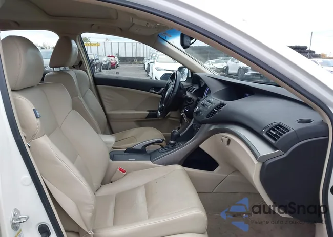 JH4CU2F67AC032547: 43572129