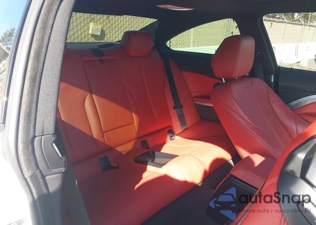 WBA4W3C58KAF93578: 43572298