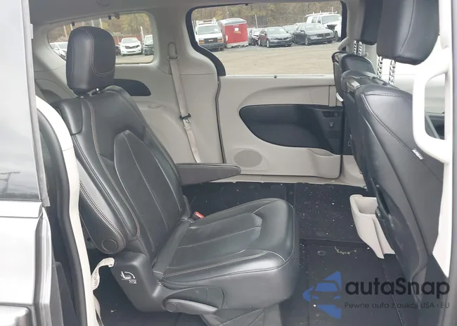 2C4RC1EGXJR104075: 43573534