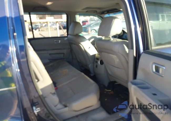 5FNYF3H52DB037805: 43573559