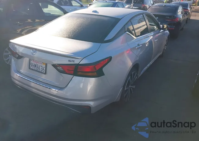 1N4BL4CV1MN347561: 43573574