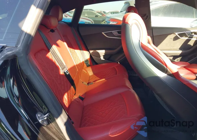 WAUB4CF59KA018332: 43573632