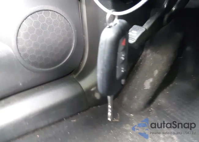 KNMAT2MV2HP610577: 43573738