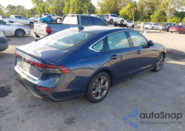 1HGCY1F37RA040677: 43572959