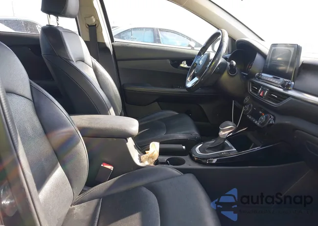 3KPF54AD4ME282838: 43573127