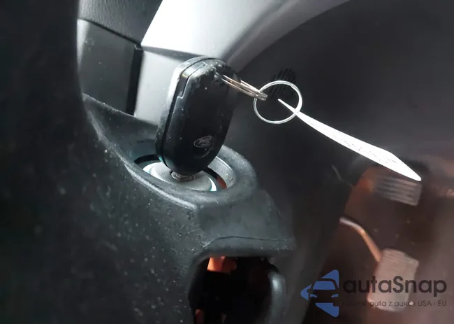 1FMCU0F75HUE63483: 43573178