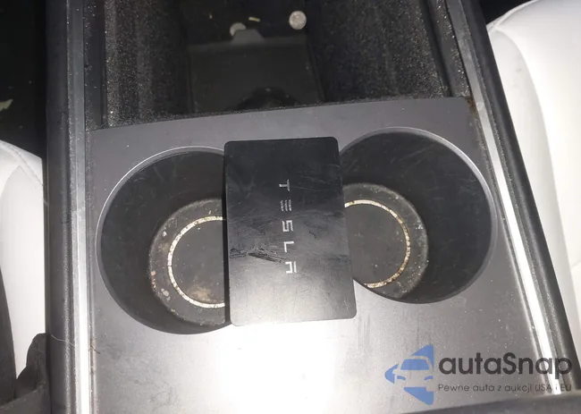 5YJYGDEF1MF201786: 43574534