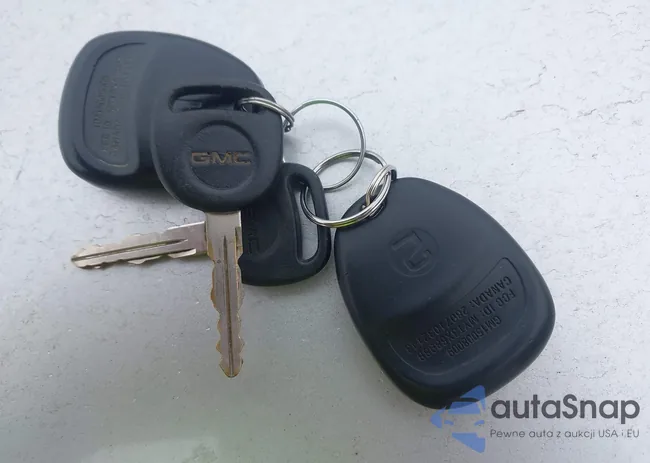 1GKDT43SX92132492: 43574555