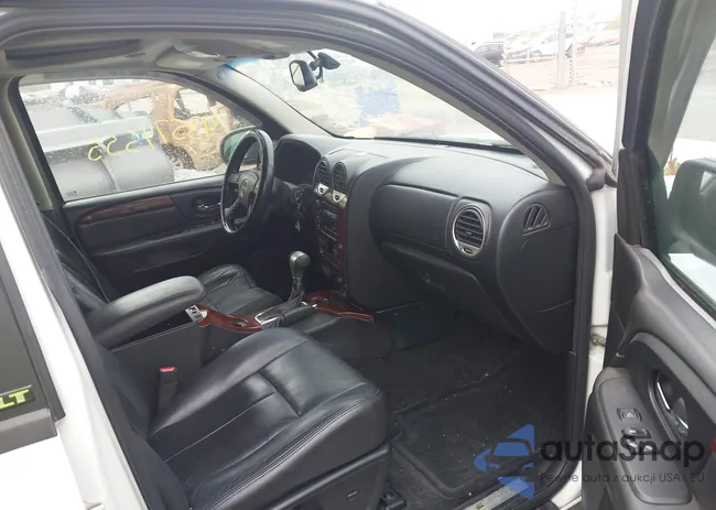 1GKDT43SX92132492: 43574555