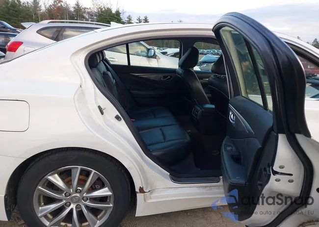 JN1BV7AR0EM701222: 43574575