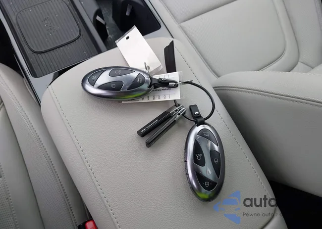 KM8JEDD16SU355228: 43574671