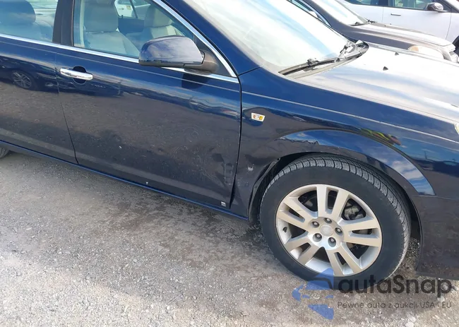 1G8ZV57BX9F173106: 43574862