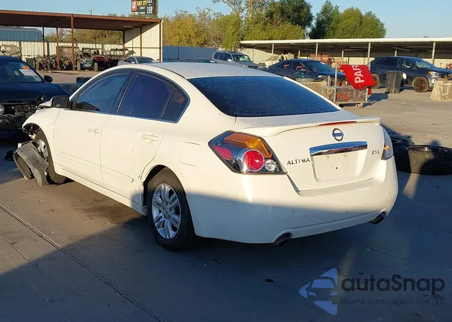 1N4AL2AP4BN498685: 43574893