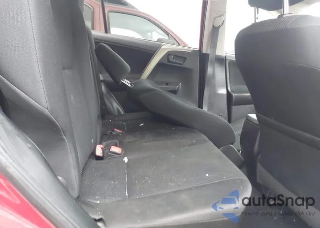 2T3BFREV0EW174900: 43574908