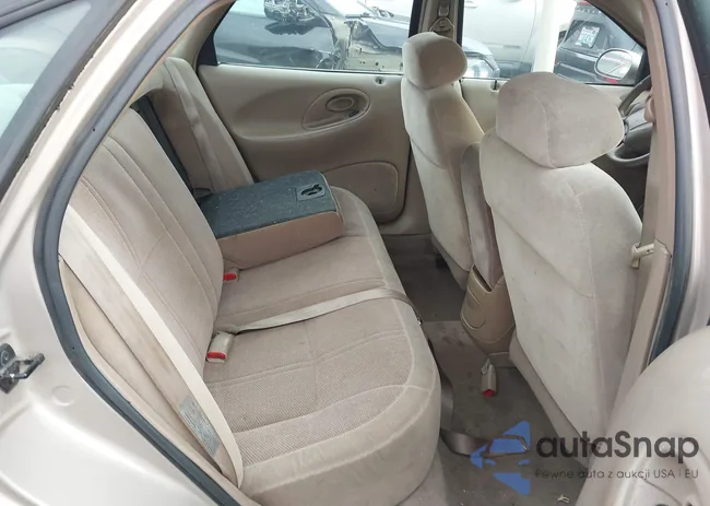 1FAFP52U6WG145262: 43574018