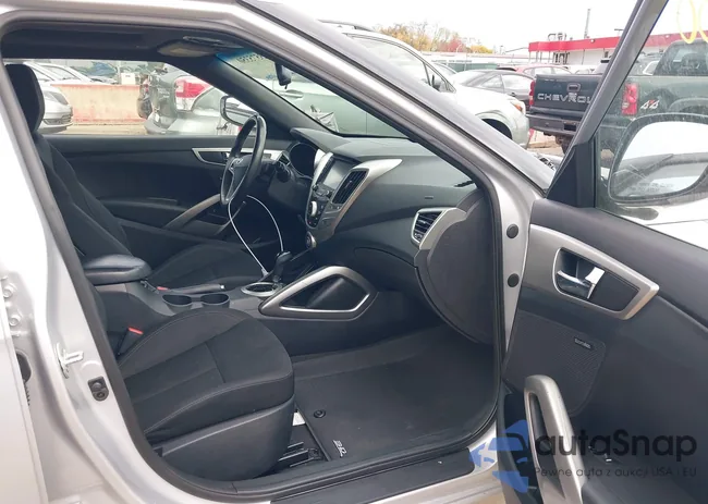 KMHTC6AD7HU324264: 43575350