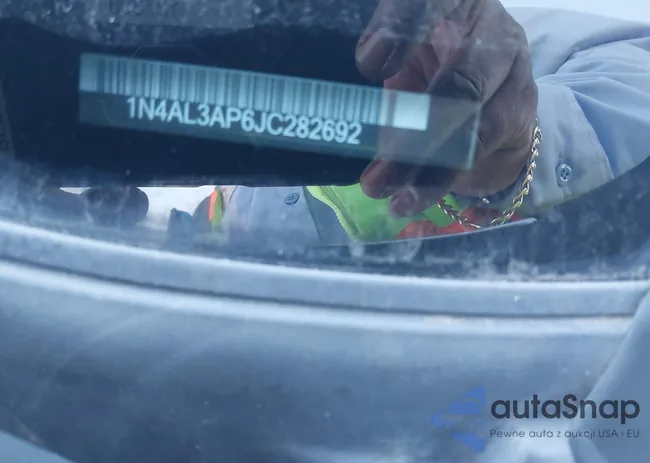 1N4AL3AP6JC282692: 43575353