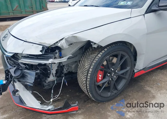 KMHLW4DK3SU027697: 43575551