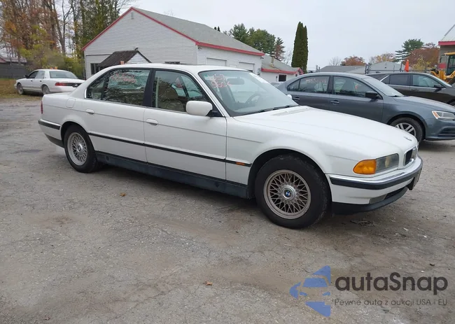 WBAGJ832XWDM20905: 43575606