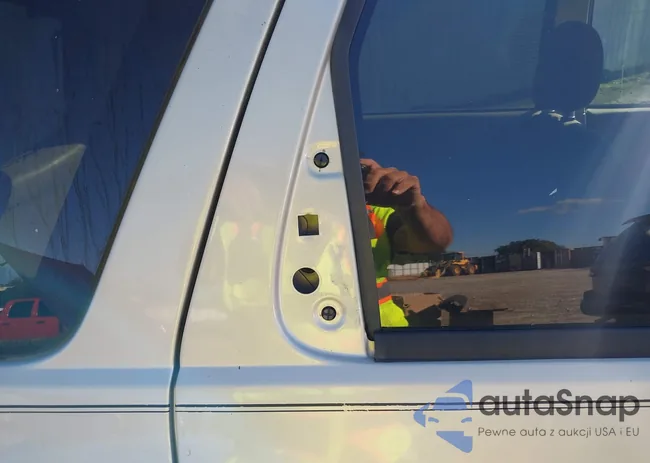 4F2YZ04195KM43786: 43575681