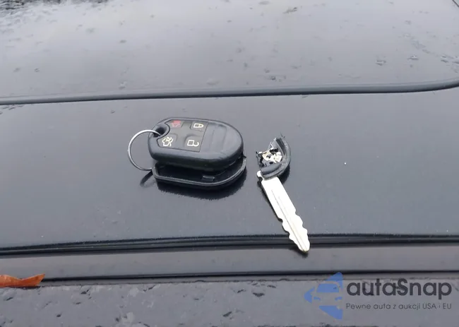 3FAHP0KC9CR221869: 43575742