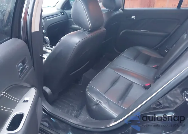 3FAHP0KC9CR221869: 43575742