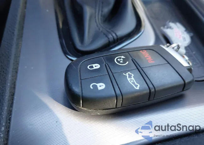 2C3CDXBG3MH675531: 43575756