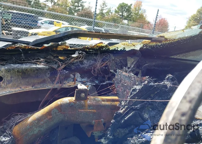 1GT125E86DF223351: 43575757