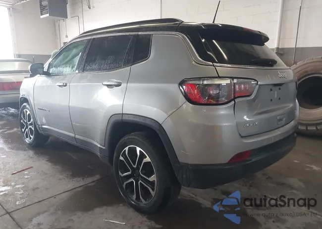 3C4NJDCN5RT593940: 43574960