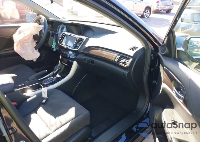 1HGCR2F77HA054549: 43574990