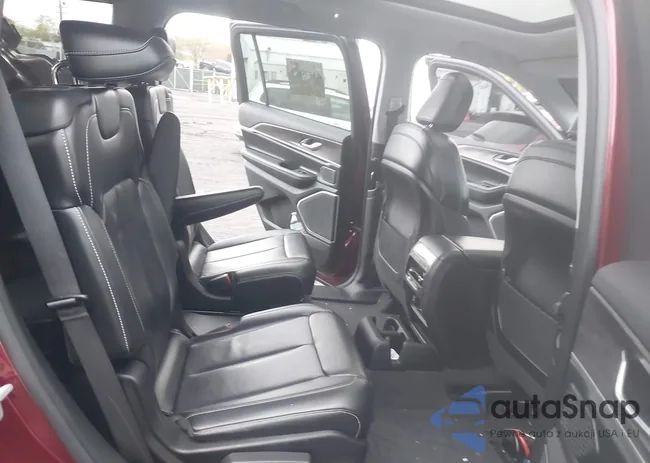 1C4RJKBG4M8127805: 43575090