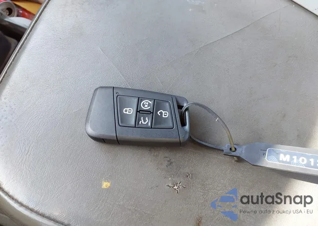 3VW7X7BU9SM101330: 43575102