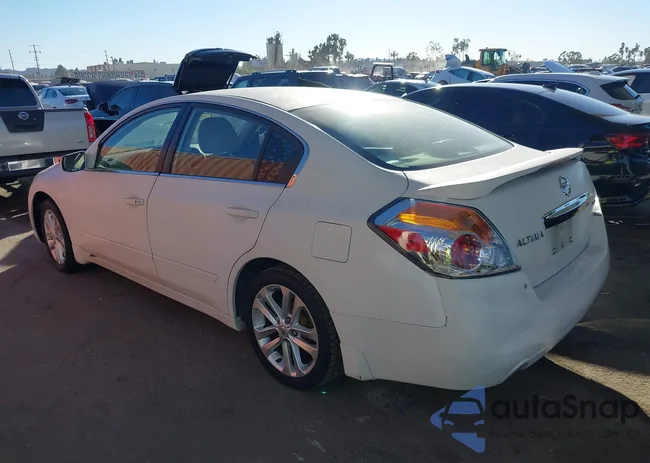 1N4AL2AP7CN511561: 43575166