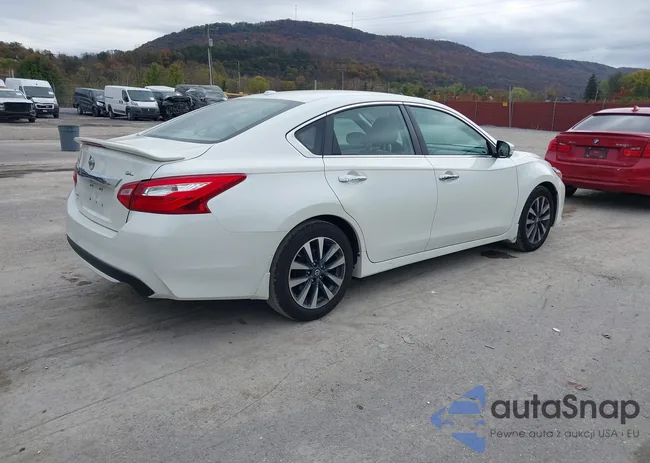 1N4AL3AP2HC280402: 43575255