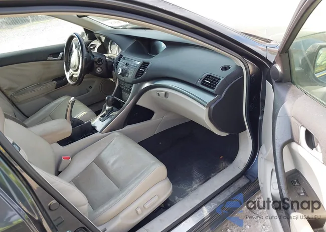 JH4CU2F65BC014632: 43576382